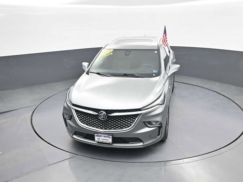 Used 2024 Buick Enclave Avenir AWD/4WD image 35