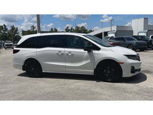 Used 2025 Honda Odyssey Sport-L image 2