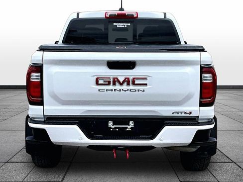 Used 2023 GMC Canyon AT4 w/ AT4 Premium Package AWD/4WD image 4