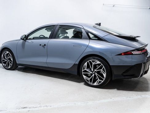 Used 2023 Hyundai Ioniq 6 SEL image 2