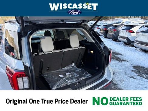 New 2026 Ford Explorer Active w/ Active Comfort Package image 12