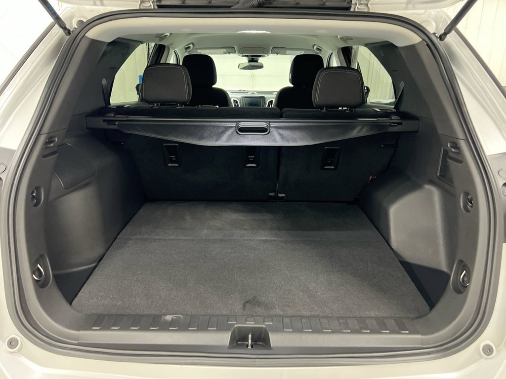 Used 2021 Chevrolet Equinox LT FWD image 23