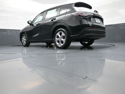 Used 2023 Honda HR-V LX image 30