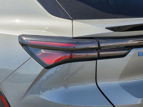 New 2026 Chevrolet Equinox EV LT w/ LPO, Blackout Package image 12