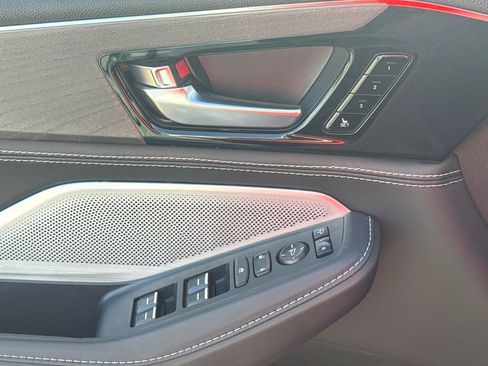 Used 2025 Acura MDX w/ Advance Package image 37