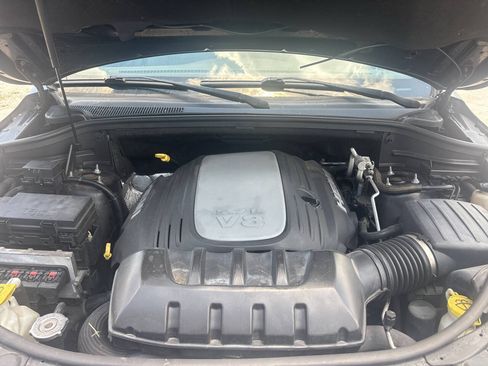 Used 2011 Jeep Grand Cherokee Laredo AWD/4WD image 1