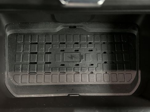 Used 2024 Ford Bronco Badlands image 17