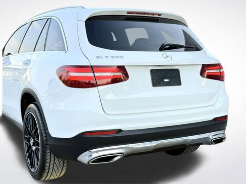 Used 2018 Mercedes-Benz GLC 300 image 4