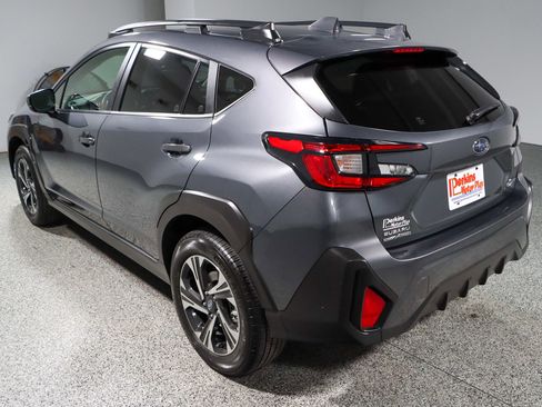 Used 2024 Subaru Crosstrek 2.0i Premium image 9