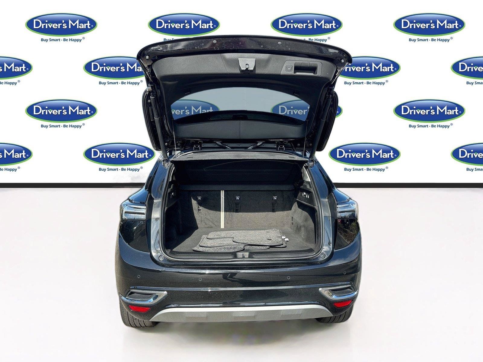 Used 2023 Buick Envision Avenir AWD/4WD image 28