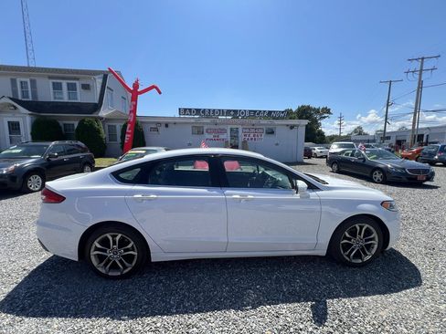 Used 2020 Ford Fusion SEL FWD image 5