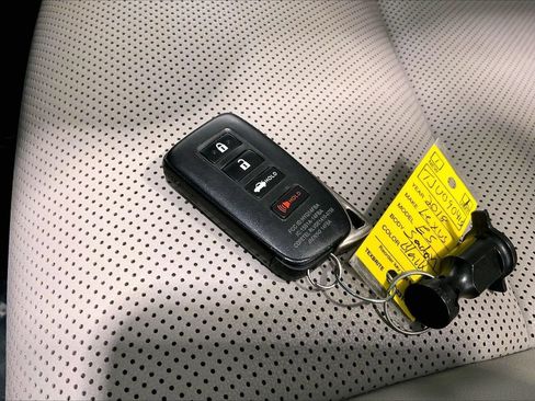 Used 2018 Lexus ES 350 w/ Premier Package FWD image 11