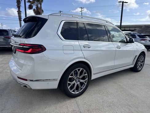 Used 2023 BMW X7 xDrive40i w/ Premium Package AWD/4WD image 5