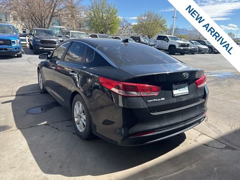 Used 2018 Kia Optima LX image 5