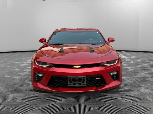 Used 2016 Chevrolet Camaro SS RWD image 2