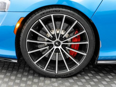 Used 2020 McLaren GT RWD image 37