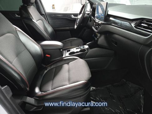 Used 2023 Ford Escape ST-Line w/ Tech Pack #1 AWD/4WD image 18