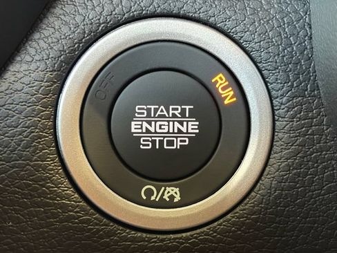 New 2026 RAM 2500 Laramie AWD/4WD image 22