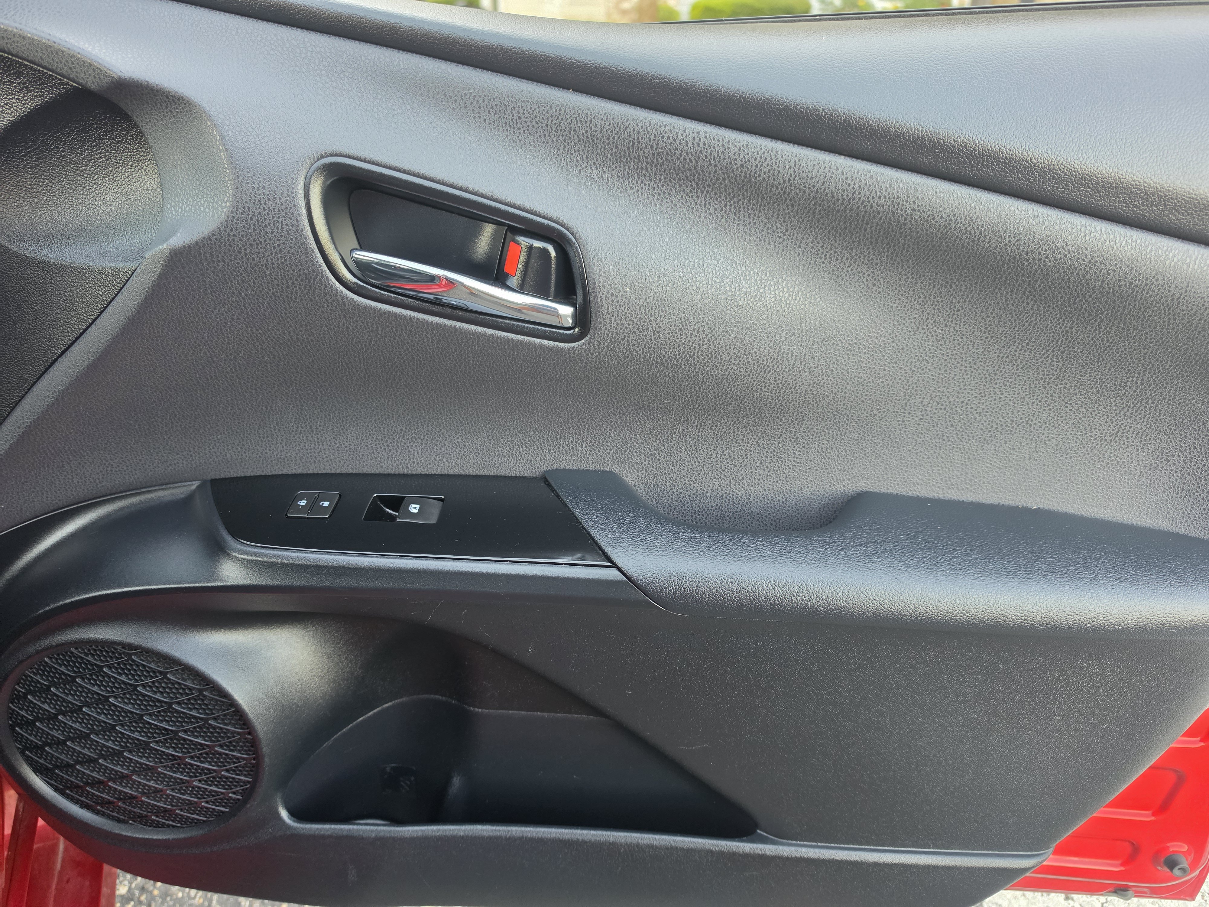 Used 2016 Toyota Prius Four FWD image 13