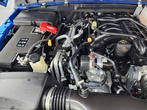 Used 2022 Jeep Wrangler Unlimited Sahara w/ LED Lighting Group image 18