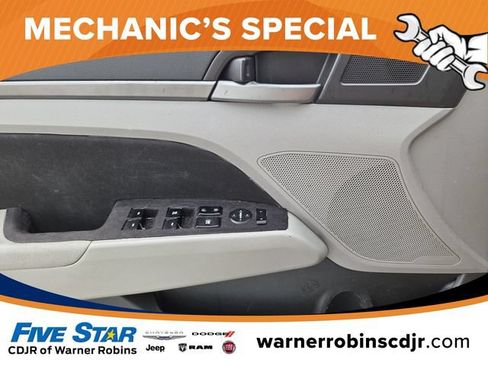 Used 2017 Hyundai Elantra SE FWD image 29