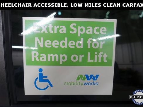 Used 2015 Dodge Grand Caravan SXT w/ UConnect Hands-Free Group image 9