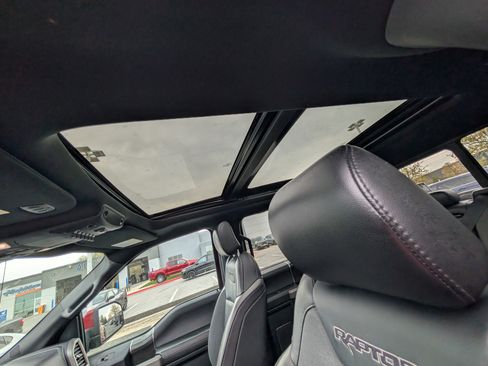 Certified 2019 Ford F150 Raptor w/ Equipment Group 802A Luxury AWD/4WD image 18