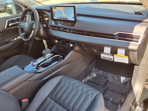 Used 2026 Mitsubishi Outlander SEL FWD image 8