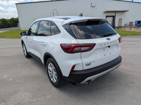 Certified 2025 Ford Escape Active FWD image 4