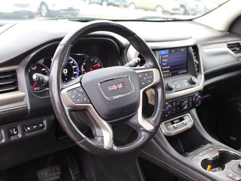 Used 2020 GMC Acadia Denali w/ Technology Package image 18