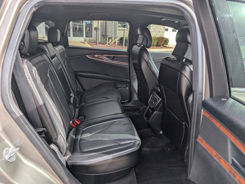 Used 2016 Lincoln MKX Reserve w/ Climate Package image 24