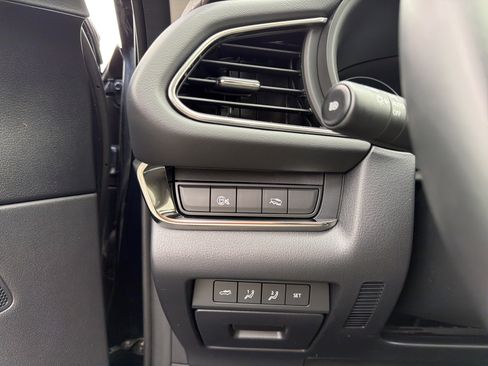 Used 2025 MAZDA CX-30 AWD 2.5 S w/ Premium Package image 16