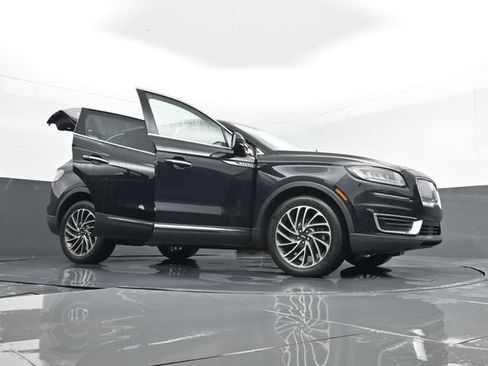 Used 2020 Lincoln Nautilus Reserve AWD/4WD image 35