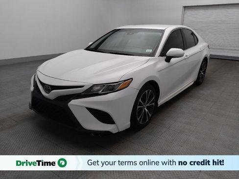 Used 2018 Toyota Camry SE w/ Audio Package image 1