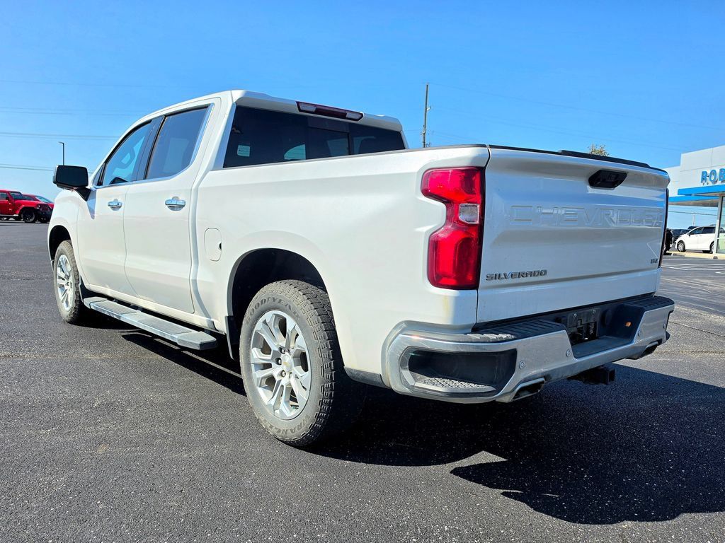 Used 2023 Chevrolet Silverado 1500 LTZ AWD/4WD image 4