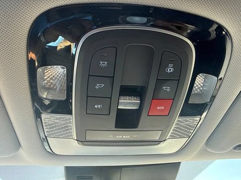 Used 2024 Hyundai Palisade SEL AWD/4WD image 14