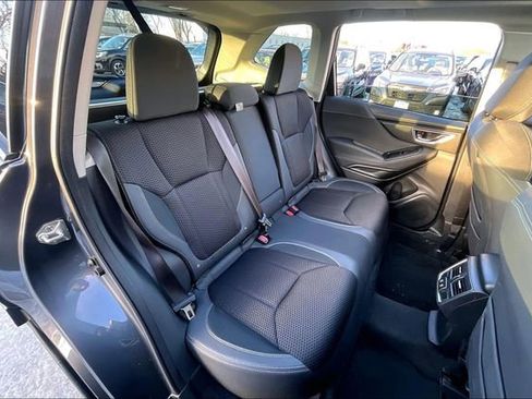 Used 2023 Subaru Forester Premium image 27