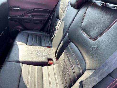 Used 2019 Nissan Kicks SR w/ SR Premium Package image 13