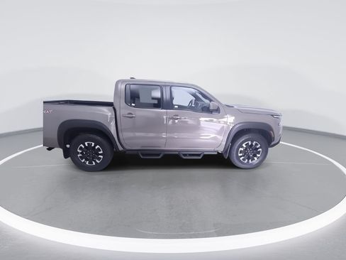 Used 2023 Nissan Frontier PRO-4X w/ Technology Package AWD/4WD image 2