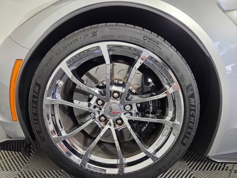 Used 2019 Chevrolet Corvette Grand Sport RWD image 9