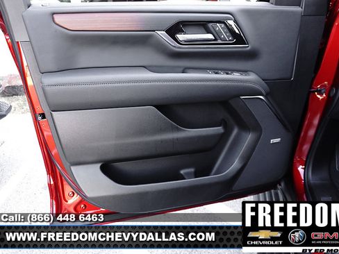 New 2025 GMC Yukon XL Denali w/ Denali Reserve Package image 40