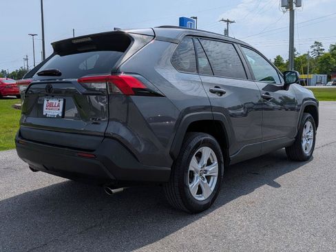 Used 2021 Toyota RAV4 XLE w/ Convenience Package AWD/4WD image 8