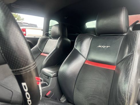 Used 2010 Dodge Challenger SRT8 w/ SRT Option Group II RWD image 13