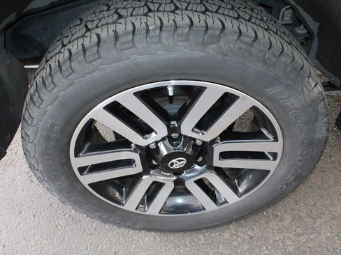 Certified 2018 Toyota 4Runner Limited image 62