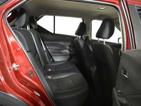 Certified 2023 Nissan Kicks SV FWD image 30