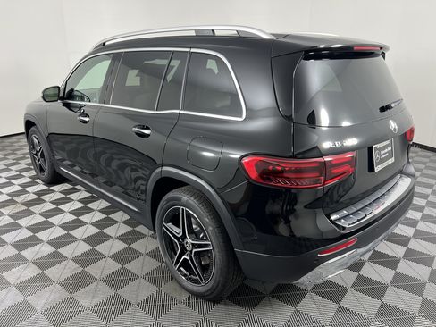 New 2026 Mercedes-Benz GLB 250 4MATIC image 10