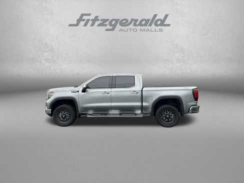 Used 2023 GMC Sierra 1500 SLT w/ SLT Premium Package AWD/4WD image 5