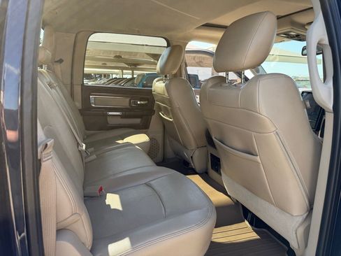 Used 2014 RAM 2500 Laramie RWD image 17