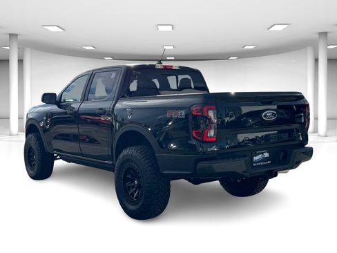 New 2025 Ford Ranger XLT w/ Equipment Group 301A High AWD/4WD image 3