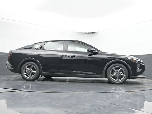 Used 2025 Kia K4 FWD image 47